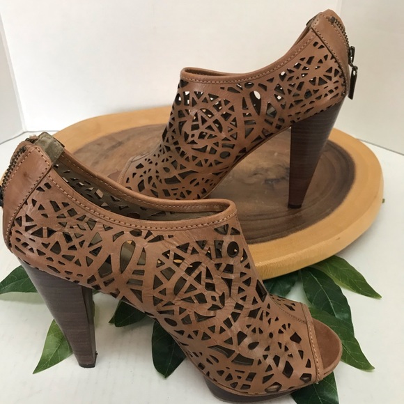 Mea Shadow Laser Cut Peep Toe Heeled Booties - Picture 3 of 9